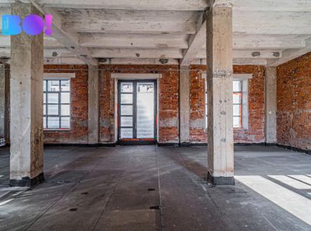 Pronájem obchodní prostor, 83 m²