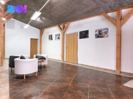 Pronájem obchodní prostor, 156 m²