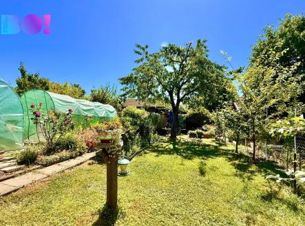 Prodej pozemku, zahrada, 163 m² obrázek