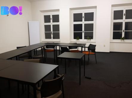 Pronájem kanceláře, 97 m²