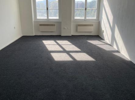 Pronájem kanceláře, 97 m²