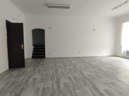 Pronájem kanceláře, 78 m²