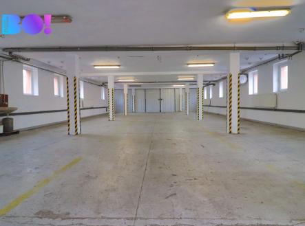 Pronájem skladovací prostor, 100 m²