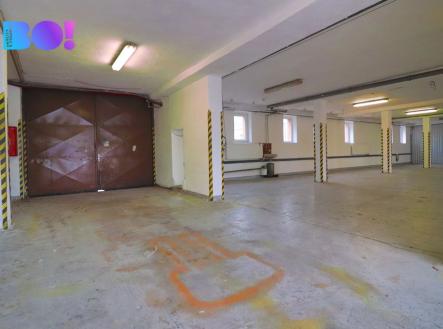 Pronájem skladovací prostor, 97 m²