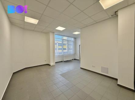 Pronájem kanceláře, 61 m²