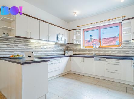 Prodej domu/vily, 318 m²