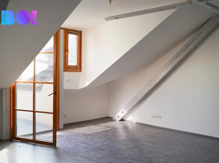 Pronájem kanceláře, 120 m²