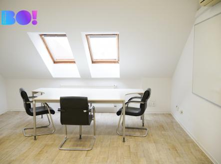 Pronájem kanceláře, 47 m²