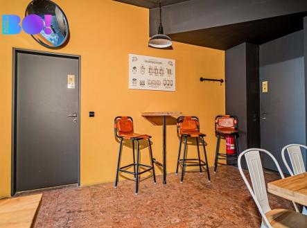 Pronájem obchodní prostor, 93 m²