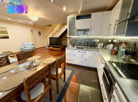 Pronájem bytu, 4+kk, 151 m²