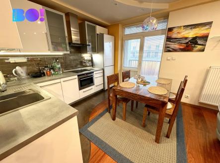 Pronájem bytu, 4+kk, 151 m²