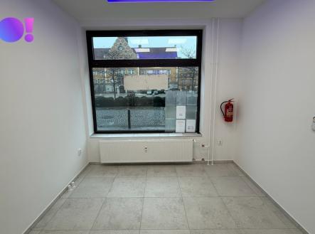 Pronájem obchodní prostory, 70 m²