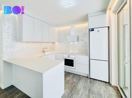 Pronájem bytu, 2+kk, 62 m²