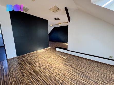 Pronájem bytu, 3+kk, 92 m²