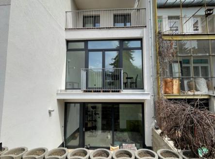 Prodej nájemního domu, 200 m²