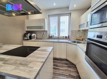 Pronájem bytu, 2+1, 70 m²