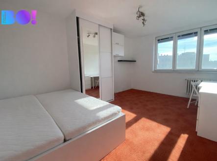 Pronájem bytu, 1+1, 35 m²