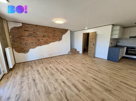 Pronájem bytu, 3+kk, 70 m²