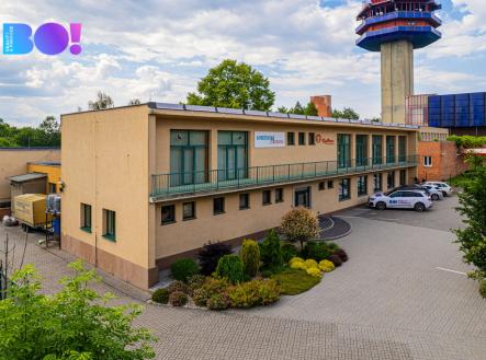 Pronájem kanceláře, 95 m²