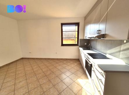 Pronájem bytu, 1+kk, 430 m²