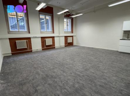 Pronájem kanceláře, 43 m²