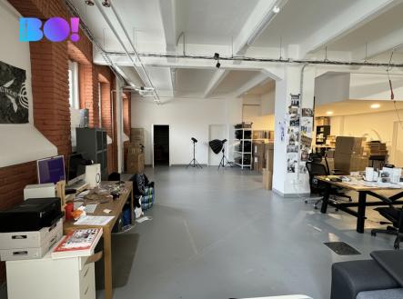 Pronájem kanceláře, 150 m²