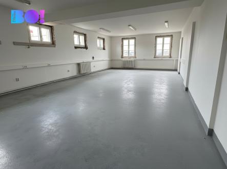 Pronájem kanceláře, 57 m²