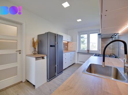 Prodej bytu, 3+1, 93 m²