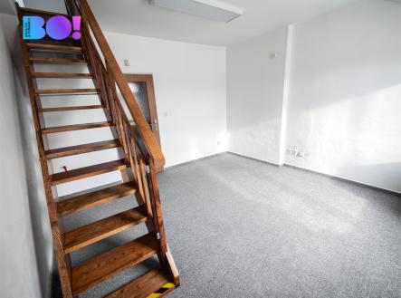 Pronájem kanceláře, 57 m²