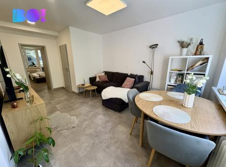 Pronájem bytu, 2+kk, 54 m²
