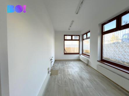 Pronájem obchodní prostory, 78 m²