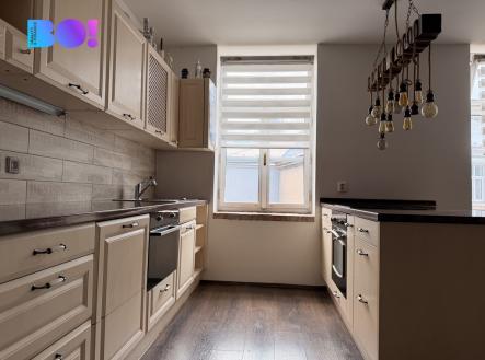 Pronájem bytu, 2+kk, 66 m²