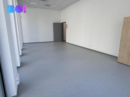 Pronájem kanceláře, 37 m²