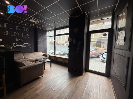 Pronájem obchodní prostory, 154 m²