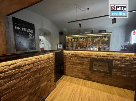 Pronájem - restaurace, 102 m²
