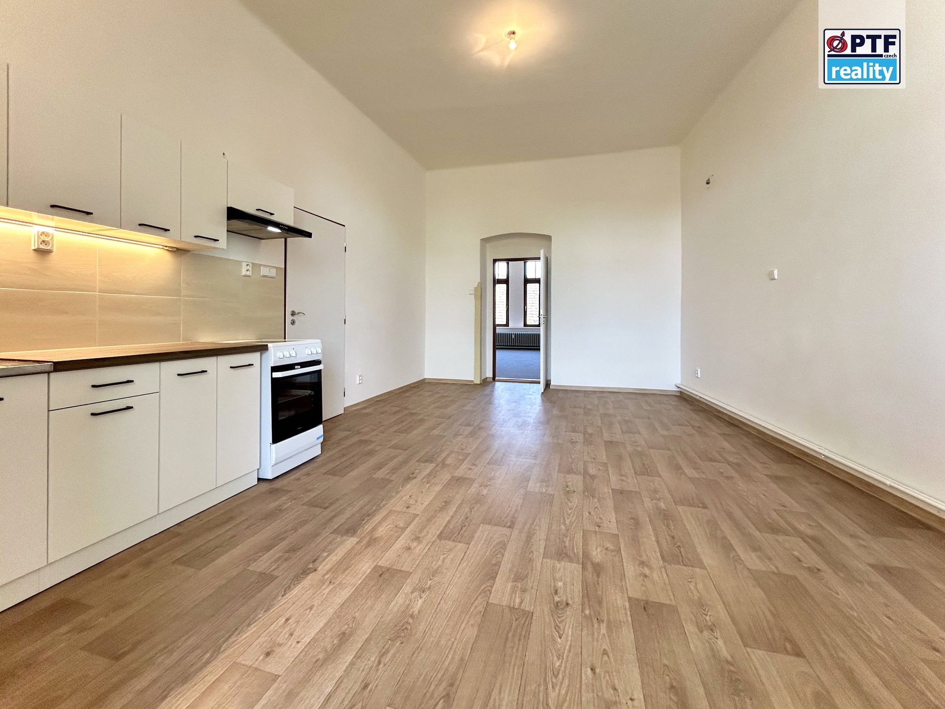 Pronájem zrekonstruovaného bytu 3+kk s terasou, Nepomuk