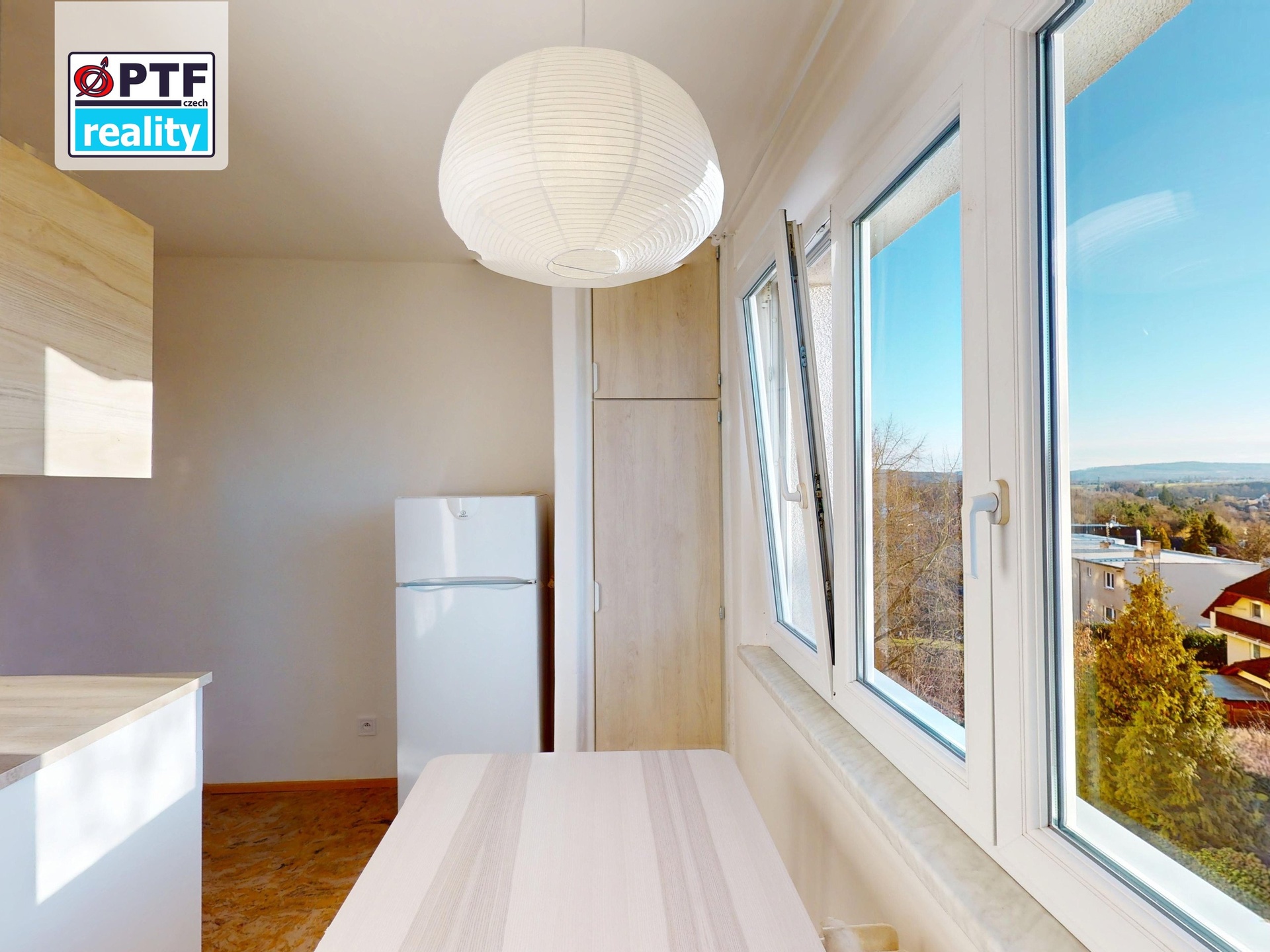 Pronájem bytu 2+1 s lodžií – výhled, který neomrzí | Plzeň – Hradiště