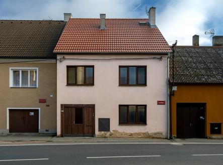 Prodej nájemního domu, 267 m²