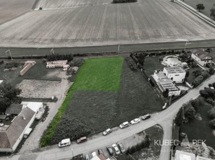 Prodej pozemku pro bydlení, 1 732 m² obrázek