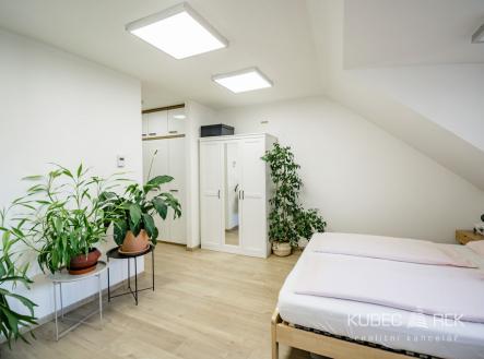 Pronájem bytu, 2+kk, 60 m²