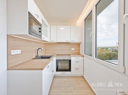 Prodej bytu, 2+kk, 43 m²