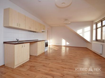 Pronájem bytu, 2+kk, 76 m²