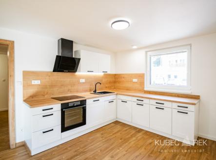 Pronájem bytu, 3+kk, 394 m²