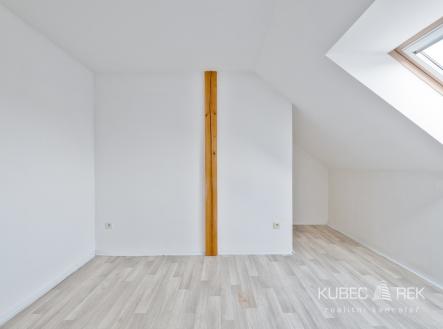 Pronájem bytu, 3+kk, 79 m²