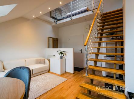 Pronájem bytu, 1+kk, 50 m²