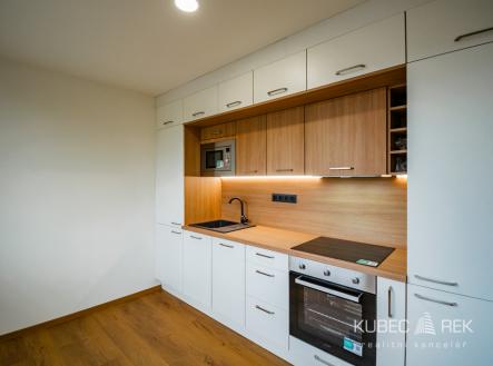 Pronájem bytu, 2+1, 49 m²