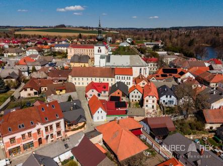 Prodej obchodní prostor, 270 m²