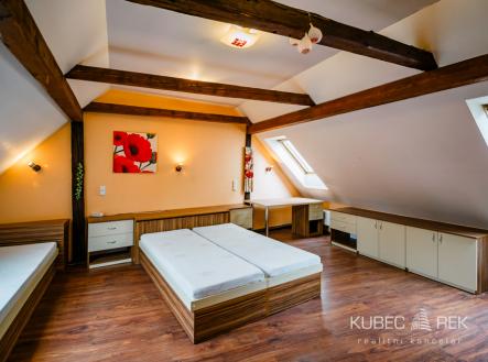 Pronájem bytu, 1+kk, 59 m²