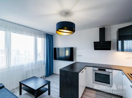 Pronájem bytu, 2+kk, 35 m²