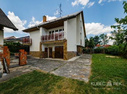 Prodej obchodní prostory, 330 m²